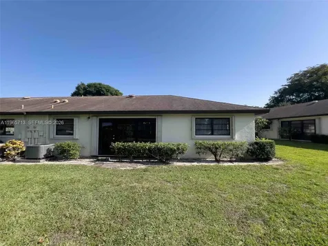 10198 Dovewood Lane Boynton Beach FL 33436