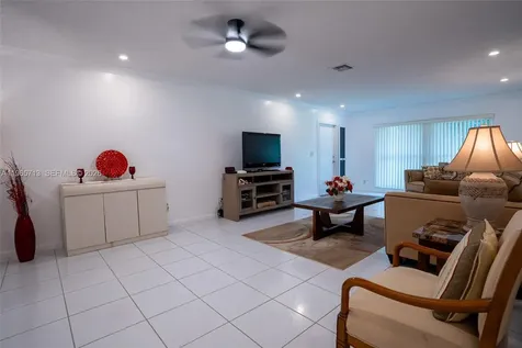 10198 Dovewood Lane Boynton Beach FL 33436