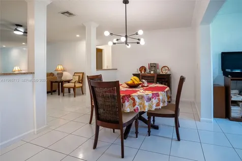 10198 Dovewood Lane Boynton Beach FL 33436