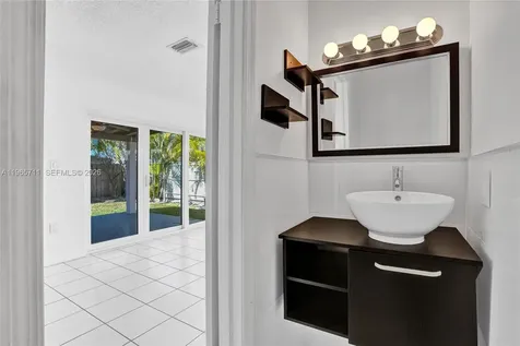 15502 SW 137th Place Miami FL 33177