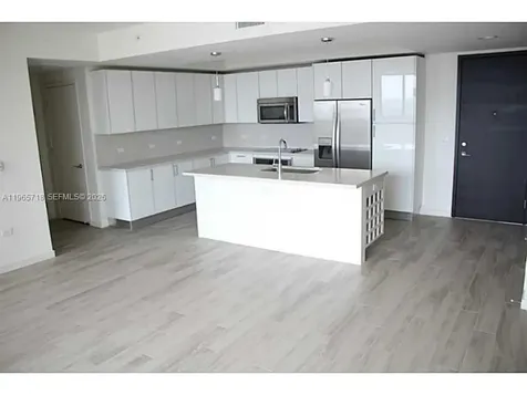 999 SW 1st Avenue Miami FL 33130