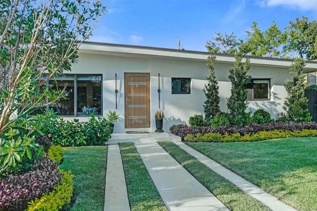 1941 NE 186th Drive North Miami Beach FL 33179