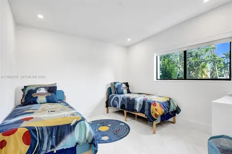 1941 NE 186th Drive North Miami Beach FL 33179