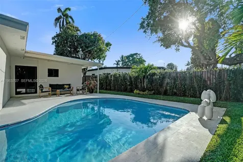 1941 NE 186th Drive North Miami Beach FL 33179