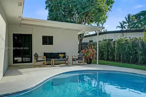 1941 NE 186th Drive North Miami Beach FL 33179