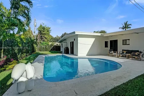 1941 NE 186th Drive North Miami Beach FL 33179