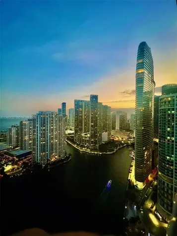 475 Brickell Avenue Miami FL 33131