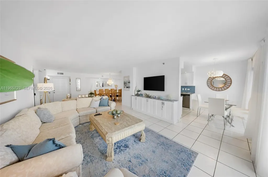 1201 S Ocean Drive Hollywood FL 33019