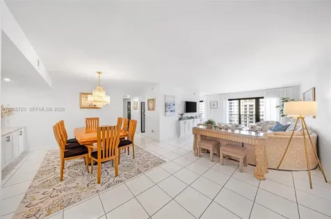 1201 S Ocean Drive Hollywood FL 33019
