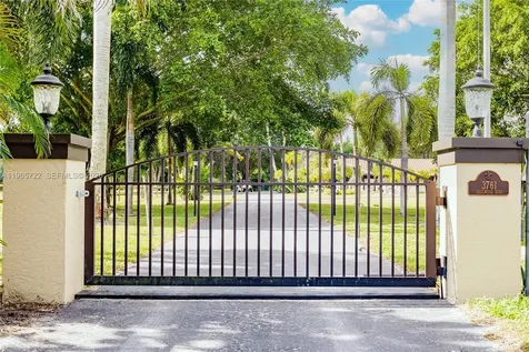 3761 Dellwood Boulevard Loxahatchee FL 33470