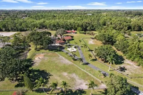 3761 Dellwood Boulevard Loxahatchee FL 33470