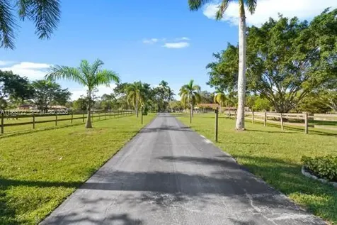3761 Dellwood Boulevard Loxahatchee FL 33470