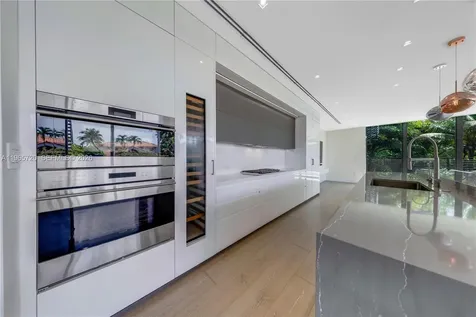 420 N Hibiscus Drive Miami Beach FL 33139