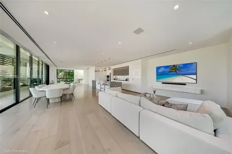 420 N Hibiscus Drive Miami Beach FL 33139