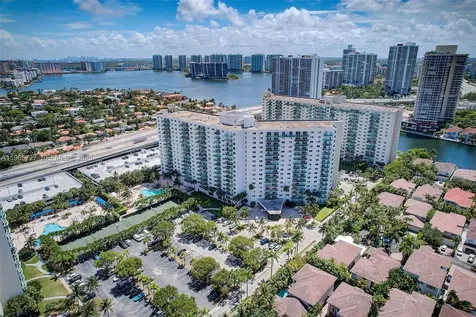 19380 Collins Avenue Sunny Isles Beach FL 33160