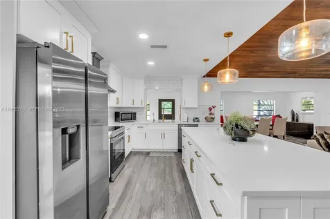 14840 SW 21st Street Davie FL 33326