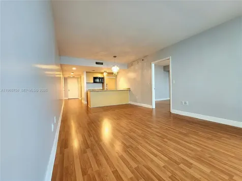 1800 S Ocean Drive Hallandale Beach FL 33009