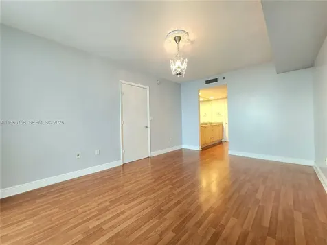 1800 S Ocean Drive Hallandale Beach FL 33009