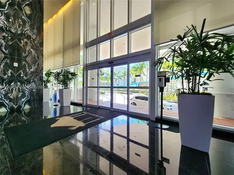 1800 S Ocean Drive Hallandale Beach FL 33009