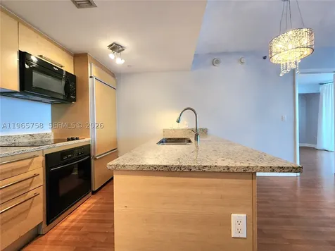 1800 S Ocean Drive Hallandale Beach FL 33009