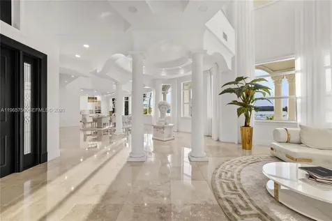16479 NE 30th Avenue North Miami Beach FL 33160