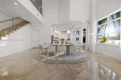 16479 NE 30th Avenue North Miami Beach FL 33160