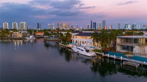 16479 NE 30th Avenue North Miami Beach FL 33160