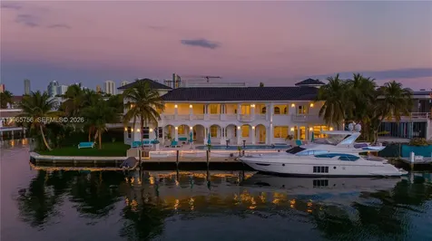 16479 NE 30th Avenue North Miami Beach FL 33160