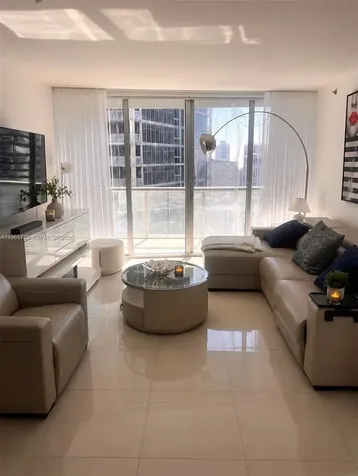 475 Brickell Avenue Miami FL 33131