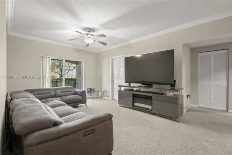 230 SW 117th Terrace Pembroke Pines FL 33025