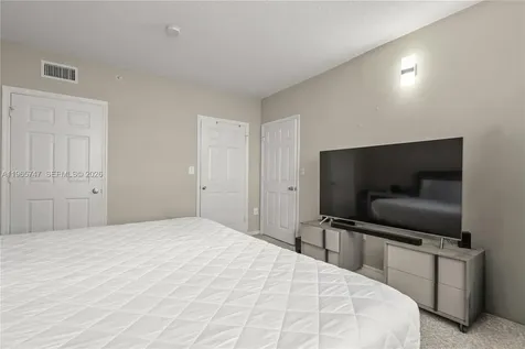 230 SW 117th Terrace Pembroke Pines FL 33025