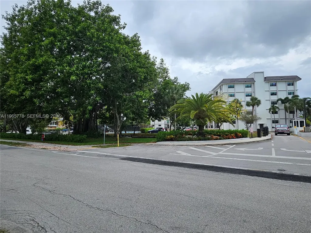 1101 River Reach Drive Fort Lauderdale FL 33315