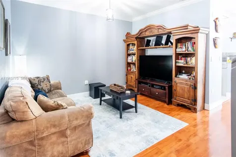 12523 SW 121st Way Miami FL 33186