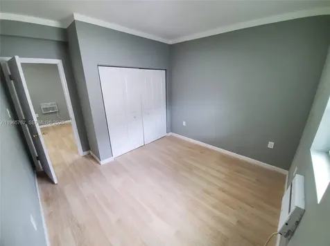2425 NW 28th Street Miami FL 33142