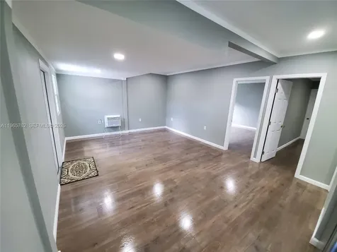 2425 NW 28th Street Miami FL 33142