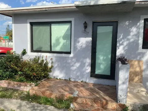 896 NW 103rd Street Miami FL 33150