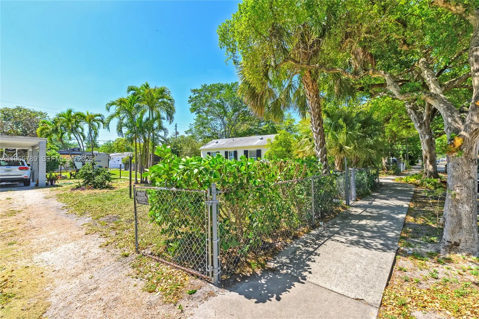 1946 Madison Street Hollywood FL 33020