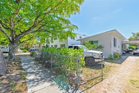 1946 Madison Street Hollywood FL 33020