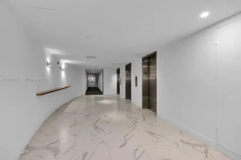 1000 West Avenue Miami Beach FL 33139
