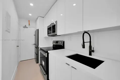 1000 West Avenue Miami Beach FL 33139