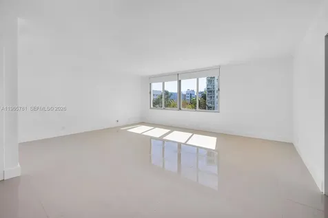 1000 West Avenue Miami Beach FL 33139