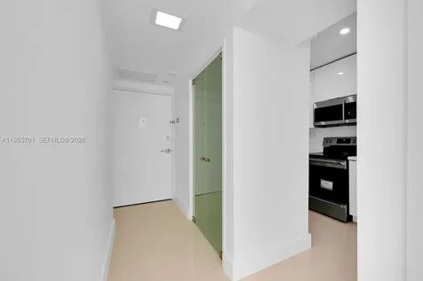1000 West Avenue Miami Beach FL 33139