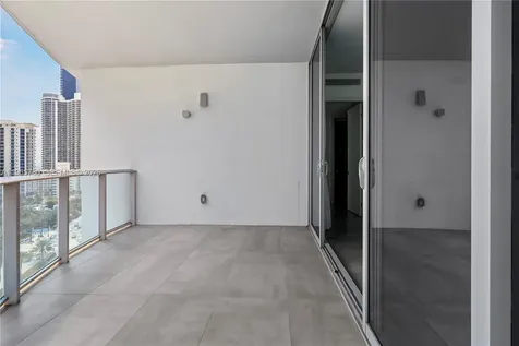 17550 Collins Avenue Sunny Isles Beach FL 33160