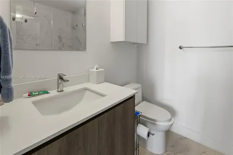 17550 Collins Avenue Sunny Isles Beach FL 33160
