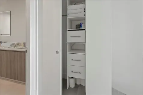 17550 Collins Avenue Sunny Isles Beach FL 33160