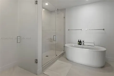 17550 Collins Avenue Sunny Isles Beach FL 33160