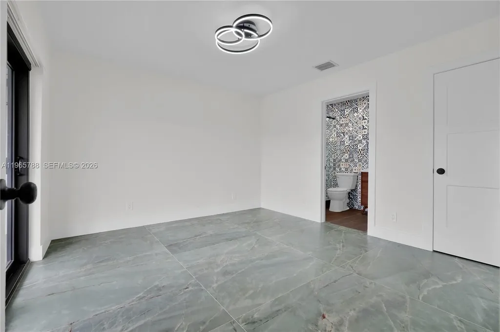 5980 SW 40th Avenue Fort Lauderdale FL 33312