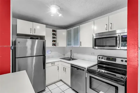 7060 NW 179th Street Hialeah FL 33015