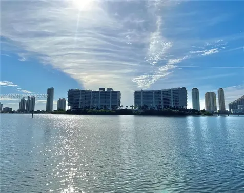 3145 NE 184th Street Aventura FL 33160