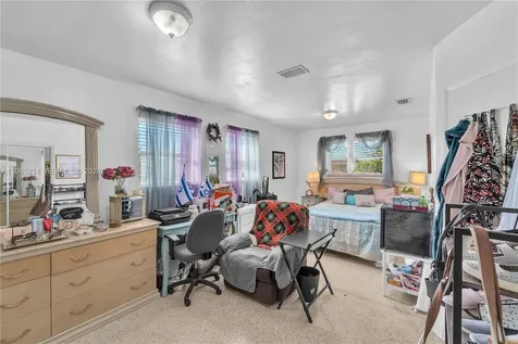 3235 SW 93rd Court Miami FL 33165